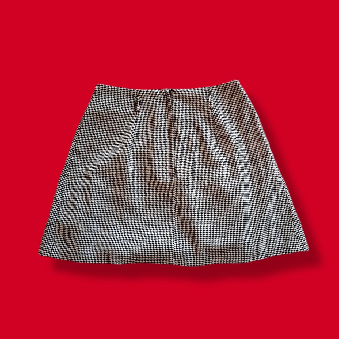 Vintage Black and White "Houndstooth" Pleated Mini Skirt