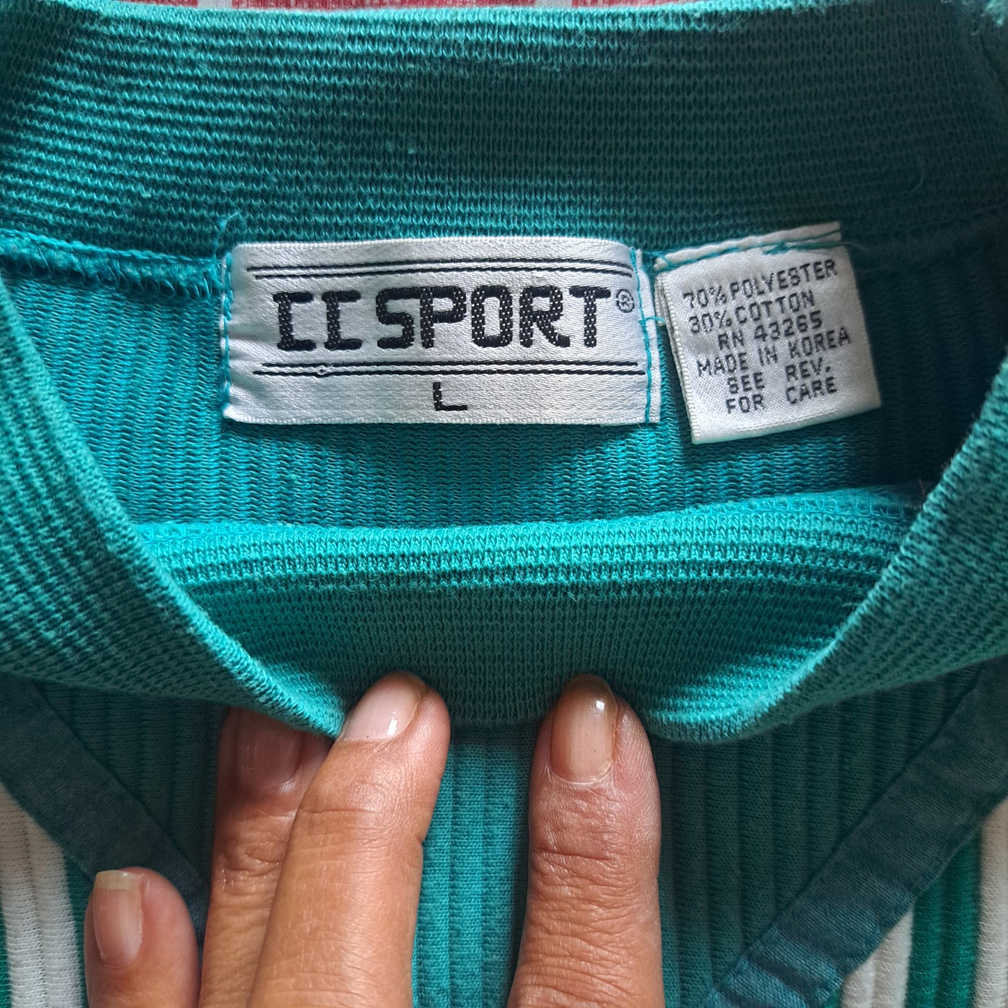 90's Green & White Chevron Stripe Sweatshirt | Vintage Retro Sport Pullover
