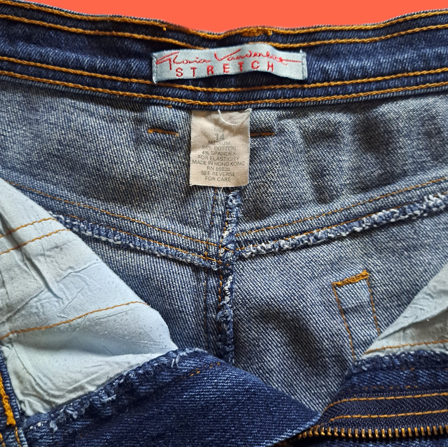 Vintage "Gloria Vanderbilt" High Waist Mom Jeans