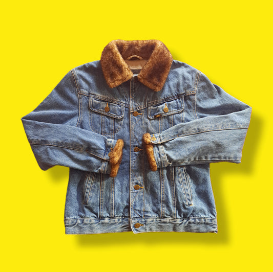 Vintage "Lee" Faux Fur Collar Denim Jacket