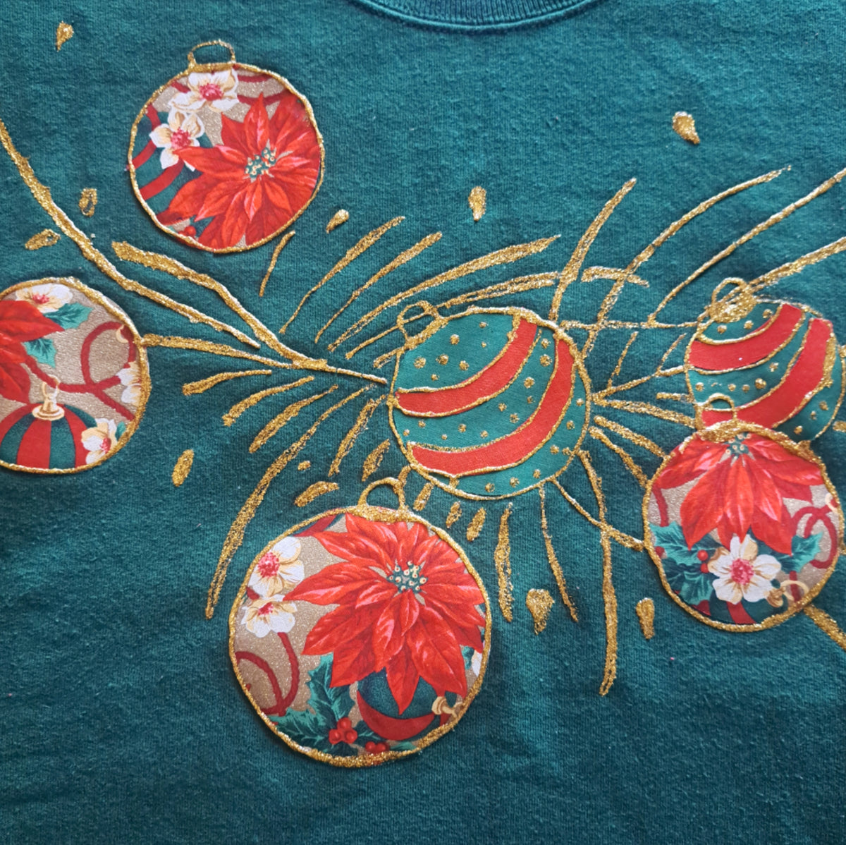 90's Vintage Green Hand-Painted Christmas Ornament Sweatshirt