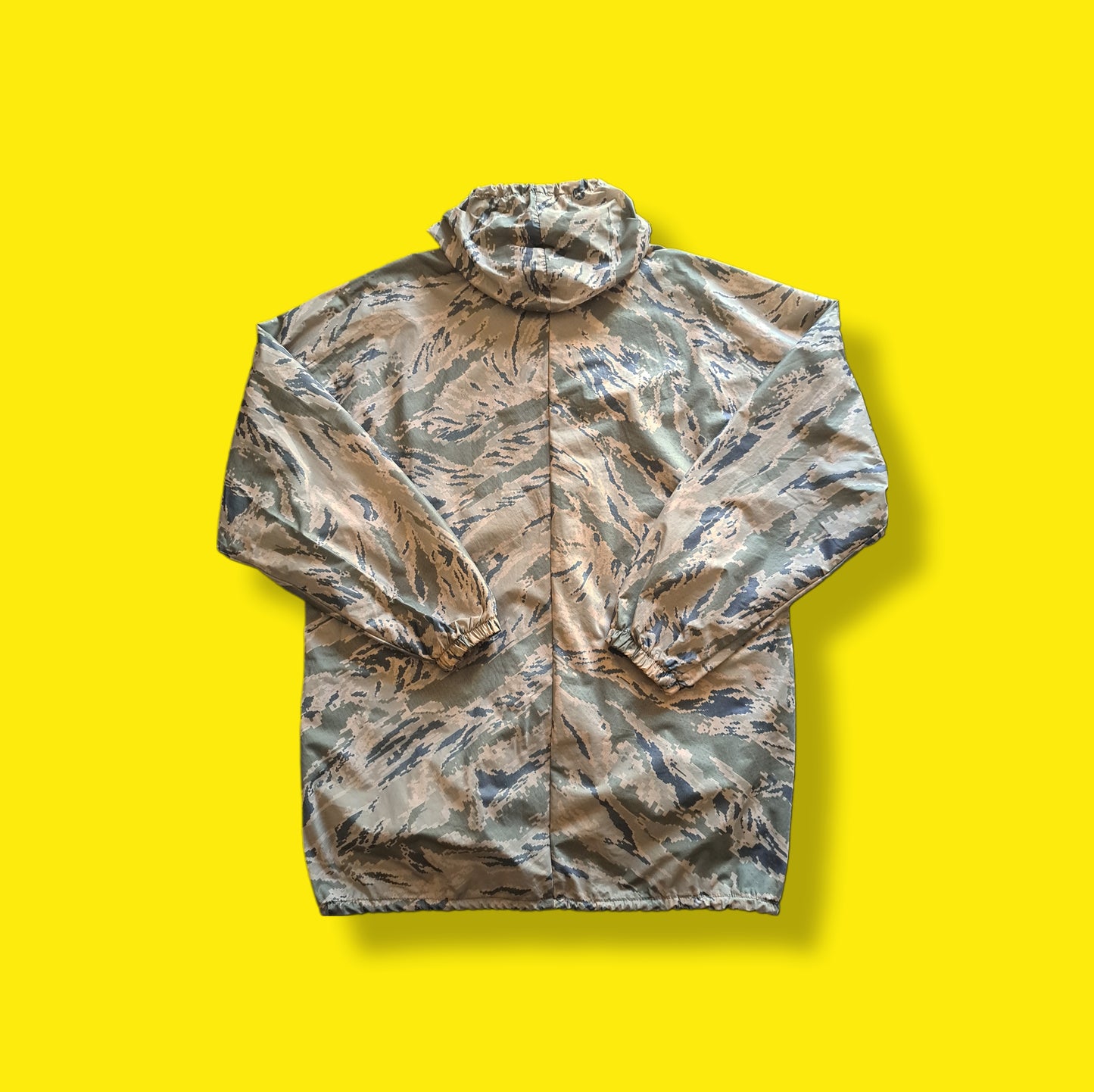 Vintage Army Camouflage "Dakota Outerwear" Hooded Jogging Rain Suit