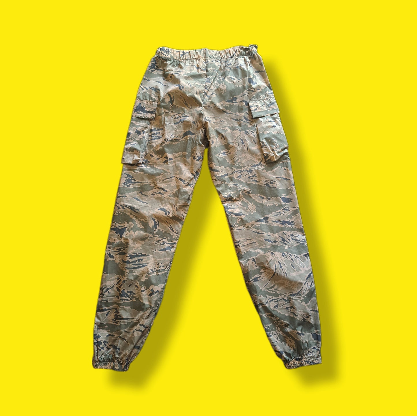 Vintage Army Camouflage "Dakota Outerwear" Hooded Jogging Rain Suit
